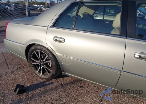 2007 Cadillac Dts Performance from USA, damaged, VIN 1G6KD57987U114879